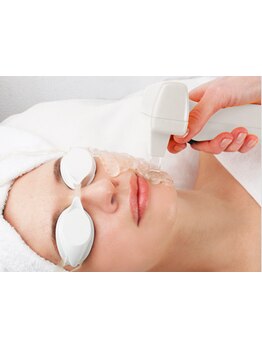 ホウレイ線・たるみ改善！予防ケア