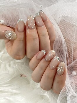 ミア(Mia)/雪の結晶ネイル