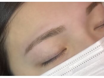 フーコー 小倉魚町店(fuhcoh)の写真/お手入れが難しい眉はプロにお任せ☆【WAXのみOK♪ アイブロウWAX脱毛☆】学割￥3000クーポンあり◎