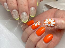 細フレンチ×ぷっくりフラワー
