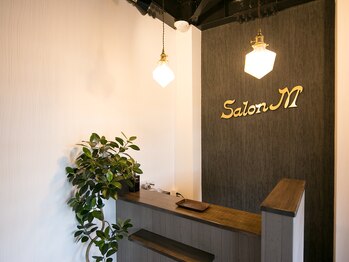 サロン エム(Salon M)/内観