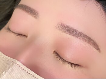 ミラ(Mila)/柔らかい印象の平行眉~*