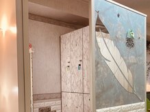 フットルーム プラナ 栄店/更衣室（鍵付きロッカールーム）