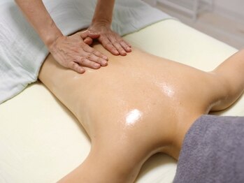 オリーブ/オールハンド施術