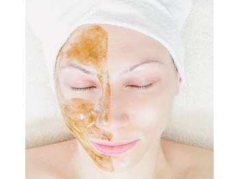 リアンドハリ(Rien’d Hari)/人気の剥けないハーブピーリング