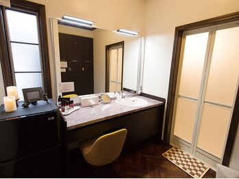 ヘルス アンド ビューティ 波の音(Health ＆ Beauty 波の音)/パウダールーム