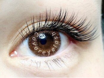 カラーアイラッシュ(Color eyelash)の写真/アイリスト歴10年以上の経験からスピーディーな施術で、セクシー/キュート/ボリュームなりたいデザインに★