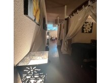 デイスパ プアマナ 函館テーオー店(Day spa PUAMANA)の雰囲気（奥にフット室、ベットルームがございます。）