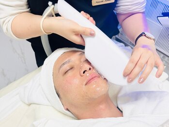 クウ(kuu)の写真/★メンズ脱毛がアツイ！★【清潔感◎ヒゲ脱毛初回2,980円！】速攻実感&結果重視なメンズが集まる！