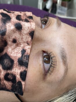 ラディユー(Radieux)/持続力抜群!ラッシュリフト