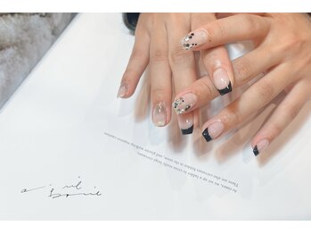 monotone french design ◇