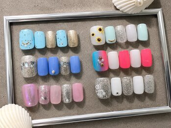 キャンアイドレッシー 所沢店の写真/輝く足元を演出!気分もあがる♪フットネイルおすすめサロン◎定額デザインもご用意しております