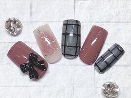 チークネイル　チェック　リボン