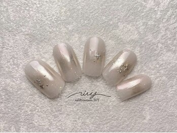 アイヴィー(IVY)/キラキラネイル