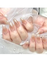 トロワ(Trois)/チークネイル