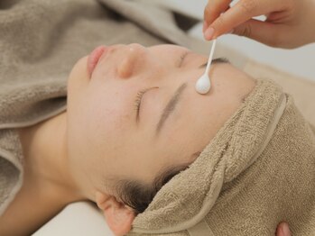 ルポナ(Reposna)の写真/【美白/毛穴/シミケアに特化◆ホワイトスノーピール】肌負担が少ないのみ透明感のある美白肌で気分もUP♪