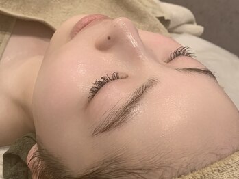 ブリリアント 羽衣店(BRILLIANT)の写真/《リフトアップも肌質改善も叶える新感覚ケア♪》エアバリでお肌の水分量UP!潤いのあるしっとり美肌へ*