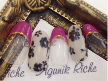 アグニークリッシェ(Agunik Riche)/【フラワーネイル】