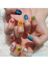 エリーズナードネイルズ(Erie’s Nerd Nails)/