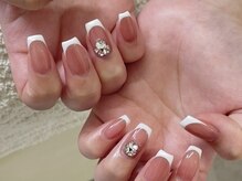 シャルム(Charme)/白フレンチネイル