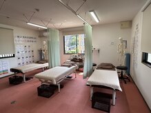 湊町 東尾道整骨院/施術室