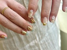 サンジュウヨン(34)/アシメトリネイル　パラジェル