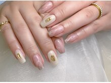 ニュアンスネイル☆爪の形やキワからのカラーリングにこだわり有