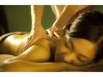 カナデ(Kanade)/オイルマッサージで美肌＆体調整