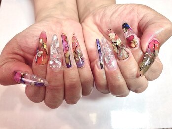 リー 柏駅前(re)の写真/ロングネイルも派手なネイルも,あなたのわがままを叶えます！アクリルパウダーでの長さ出しで強度抜群★