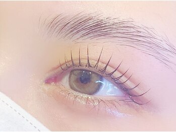 エールラッシュカール 森ノ宮(aile lash curl)の写真/《全施術アイシャンプー付★》魅力溢れる目元に仕上げて、全方位どこから見ても可愛い印象に仕上げます♪
