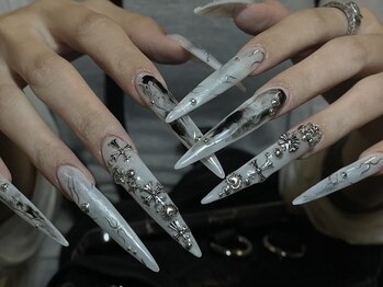 ネイルスタジオイー(nailstudio E)/【Ayumi】moya.+*