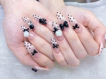 ブルームビューティ― 新宿(Blooｍ Beauty)の雰囲気（ピンク水玉×リボン薔薇ネイル甘辛バレリーナ）