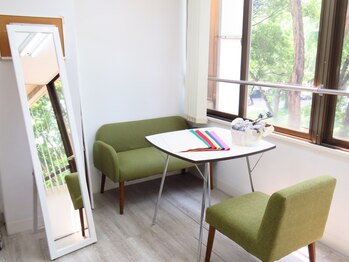 パーソナルデザインサロン グレース/明るい雰囲気でリラックス♪