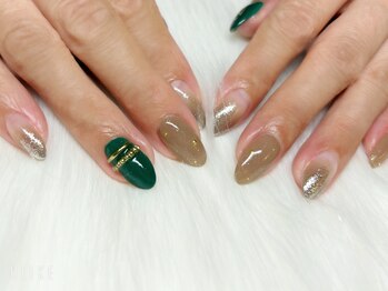 レイマハロ(Lei Mahalo)/秋ネイル