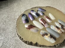 ネイルズロータス(Nails Lotus)の雰囲気（カラー豊富！フットネイルもデザイン多数ご用意しております♪）
