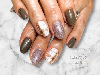 モカブラウン☆チェックネイル