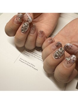 ペルシャ(Persian)/ビジューネイル【担当/HIROKO】