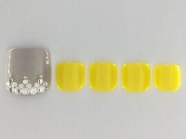 277　フット　￥8618