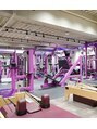 エープラスダイエットジム 新宿(A+dietgym) 店内はピンクで統一されてオシャレです♪