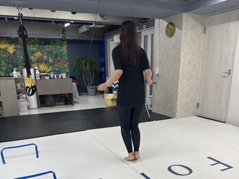 フォルサ(Forca)の写真/【シャワー完備】NSCA-CPT認定の女性パーソナルトレーナー在籍★縄跳びハードルなど多数の痩せmenuをご用意