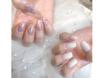 ラメカラーホワイトネイル