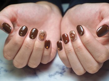 シェリードルチェ(Sherry Dolce)/立体がポイント☆大人上品ネイル