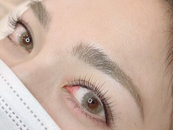 カイノ 金剛店(KAINO)の写真/【人気の美眉WAX☆】黄金比/骨格筋肉に合わせて美しく印象的な目元に♪毛流れを整える眉パーマも人気！