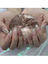 韓国系ネイル（ドットネイル）