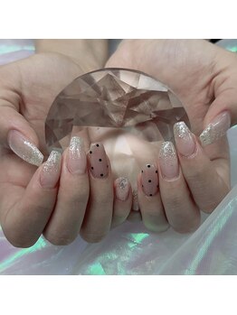 韓国系ネイル(ドットネイル)