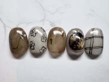 サイン(sin.)/ニュアンス落書きネイル