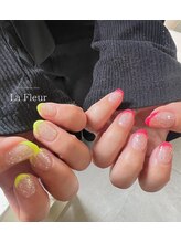 ラ フルール(La Fleur)/アシンメトリーラメフレンチ