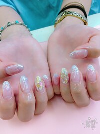 ニュアンスシェルネイル