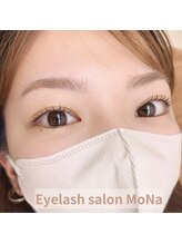 モナ(MoNa)/韓国風束間まつ毛パーマ