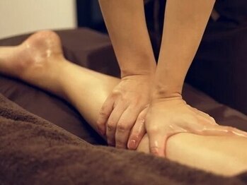 サロン ルポ(salon Repo)の写真/【グイっと強圧★全身リンパ】熟練手技で速効スッキリ♪体重2～3kg分のむくみを一気にデトックス◎